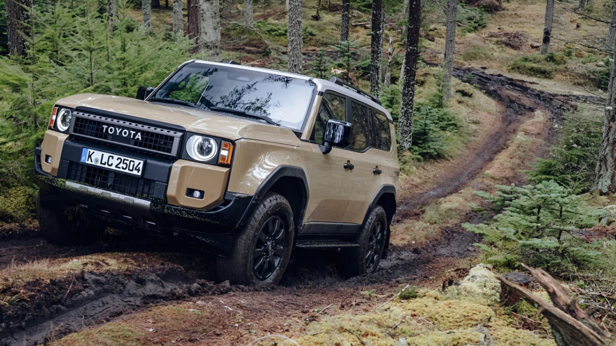 AWD vs 4WD vs 4x4: What Helps on Weekend Trips in 2026?