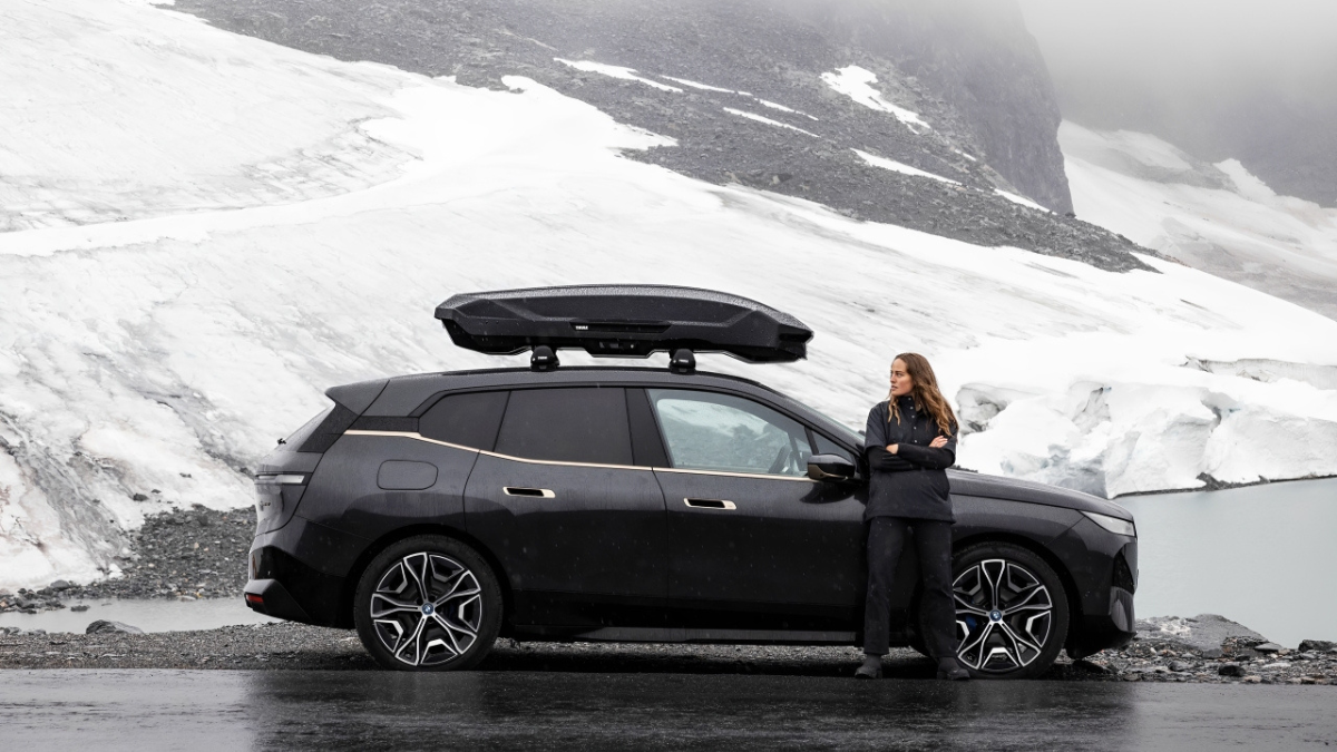 Roof Box vs Hitch Basket: Which Hurts MPG Less on Weekends?
