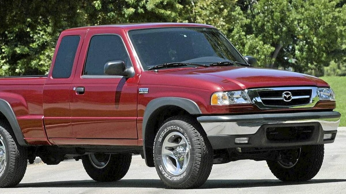 5 forgotten Japanese trucks and SUVs from the 1980s and 1990s still worth buying in 2026
