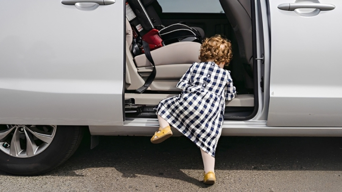 Minivan, Wagon, or SUV for Grandparents + Kids: Least Stress?