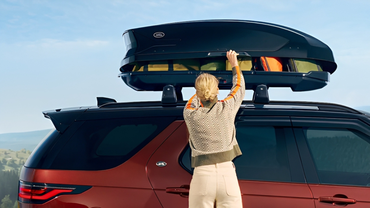 Roof Box vs Hitch Basket: Which Hurts MPG Less on Weekends?