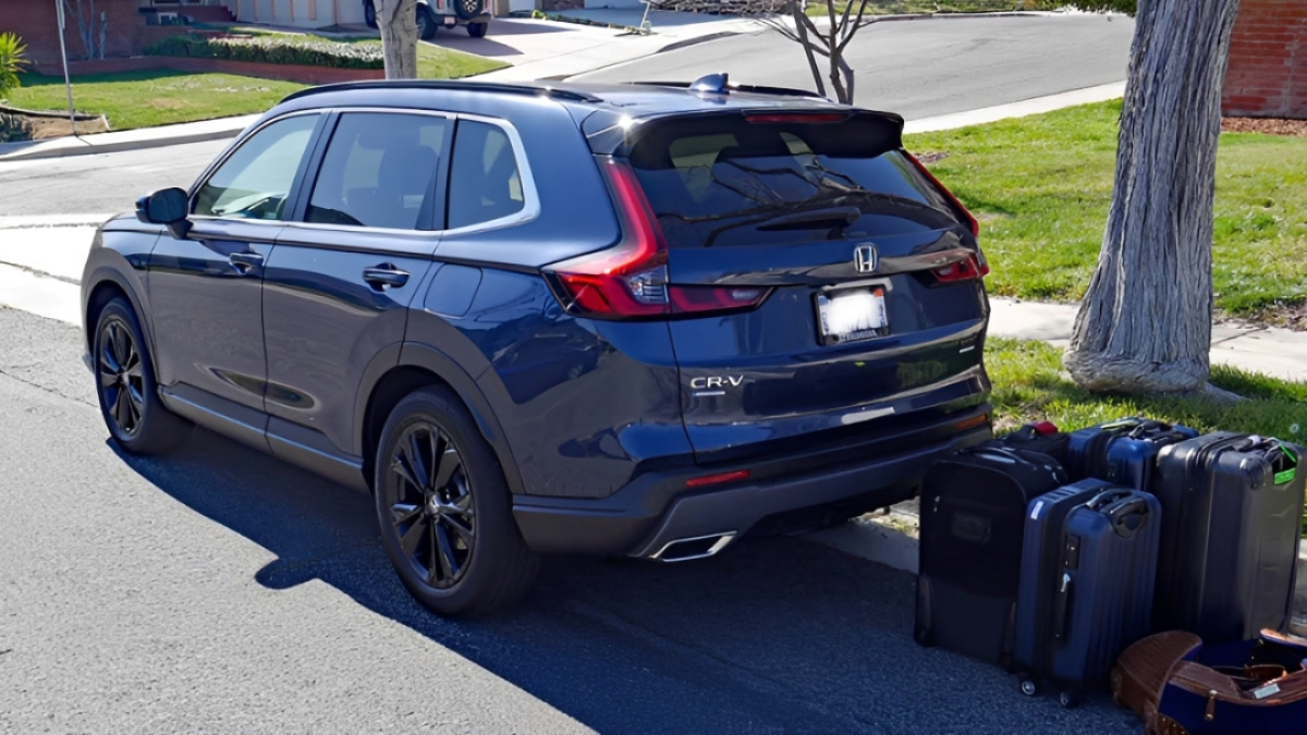 RAV4 vs CR-V Cargo Space: Cooler + Luggage Weekend Fit Test