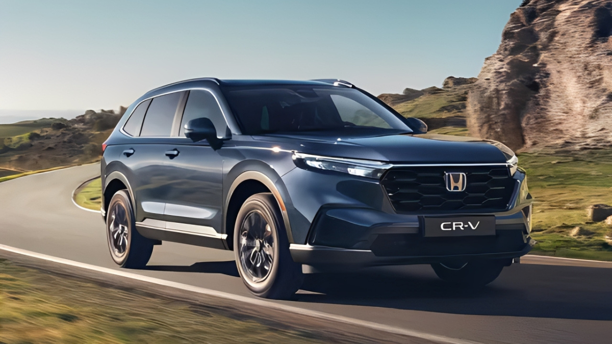 Hybrid SUVs for Weekend Trips in 2026: What Actually Matters