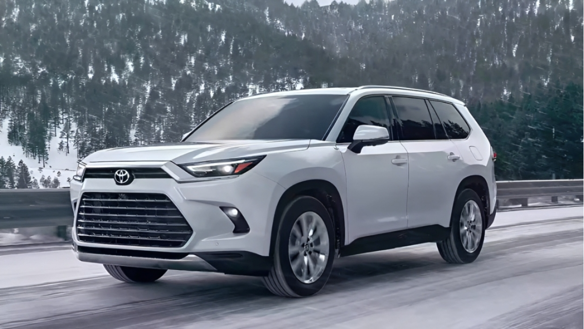 Best Midsize SUV Seats for Anyone Over Six Feet Driving Long Distance