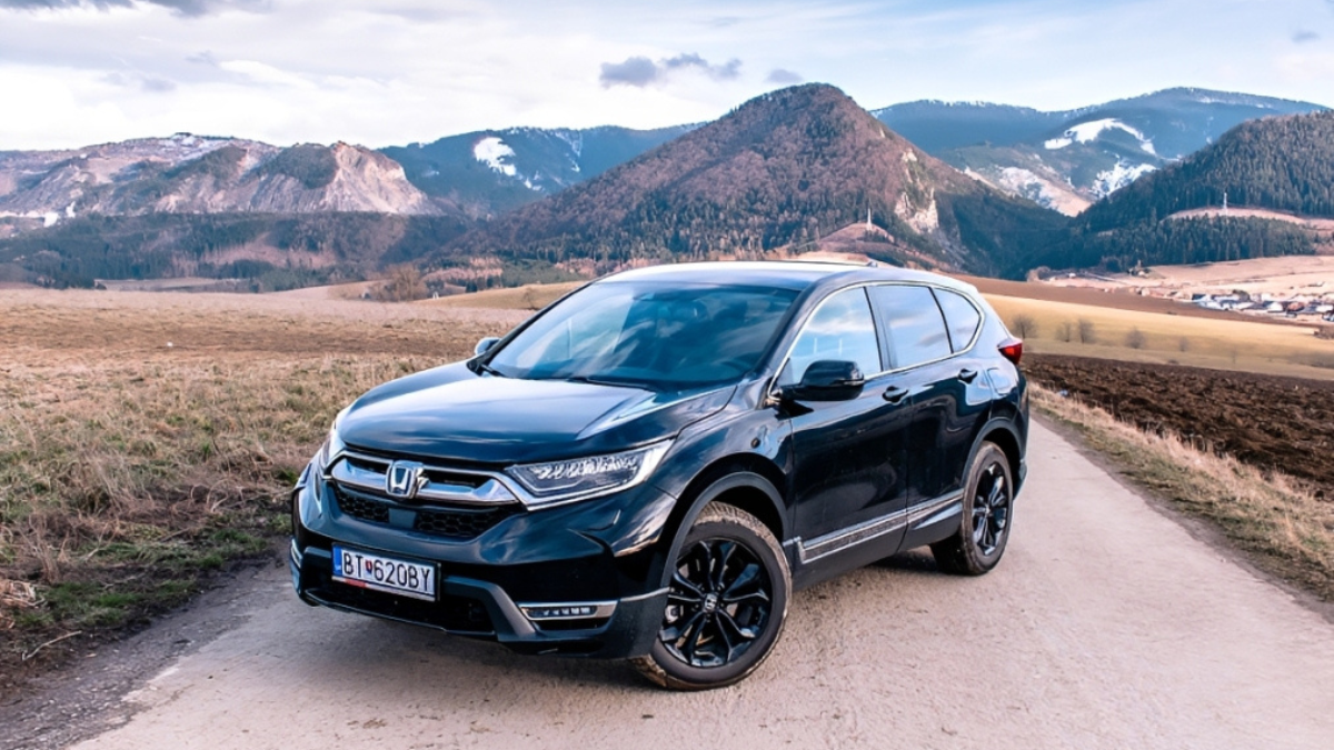 Which New SUVs Have the Easiest Climate Controls for Long Drives in 2025–26?