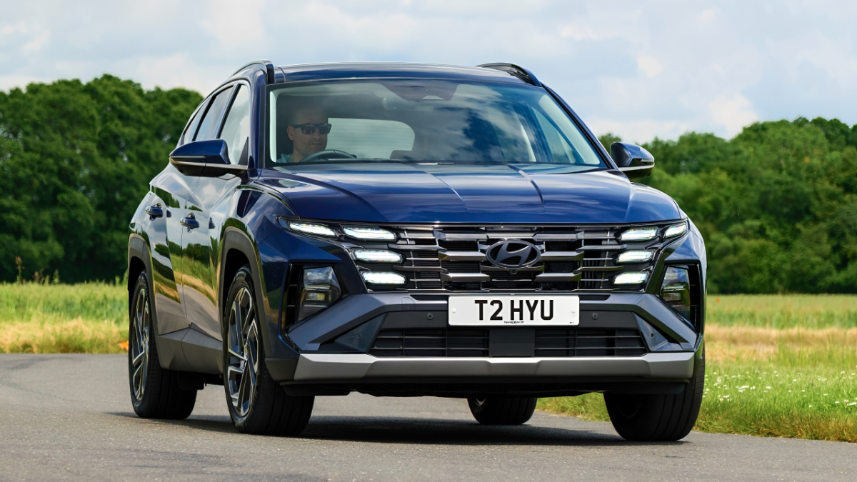 PHEV vs Hybrid: The Hidden Public-Charging Trap on a Weekend Trip
