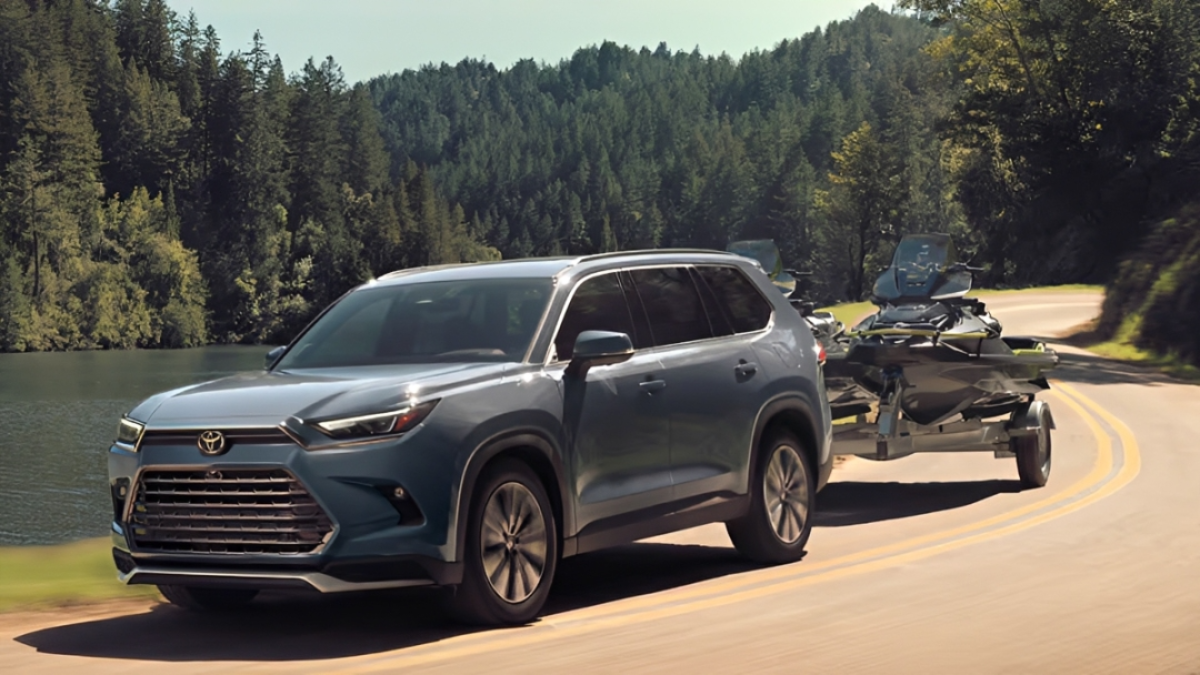 Best Road-Trip SUVs in 2026 for Parents With Kids in the Third Row