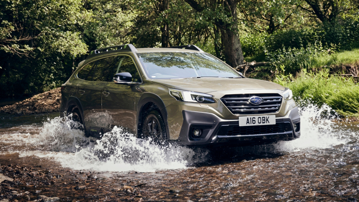 Best SUVs for Motion-Sensitive Passengers on Mountain Roads in 2025–26