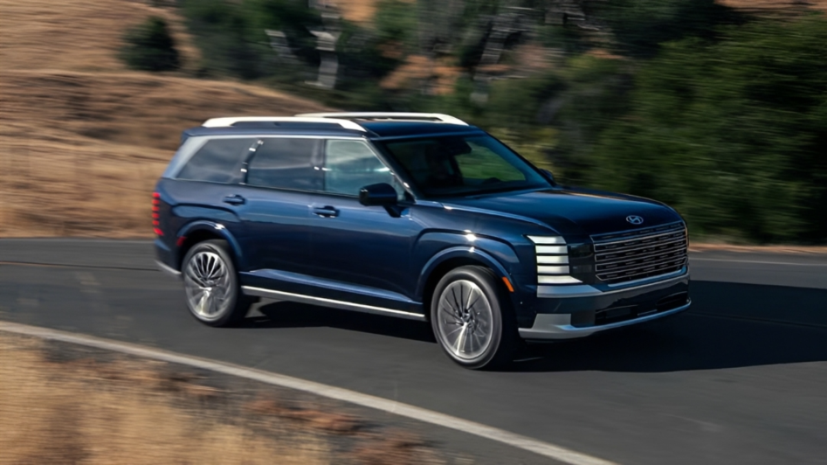 Best Midsize SUVs for Grandparents on a 4-Hour Drive in 2026